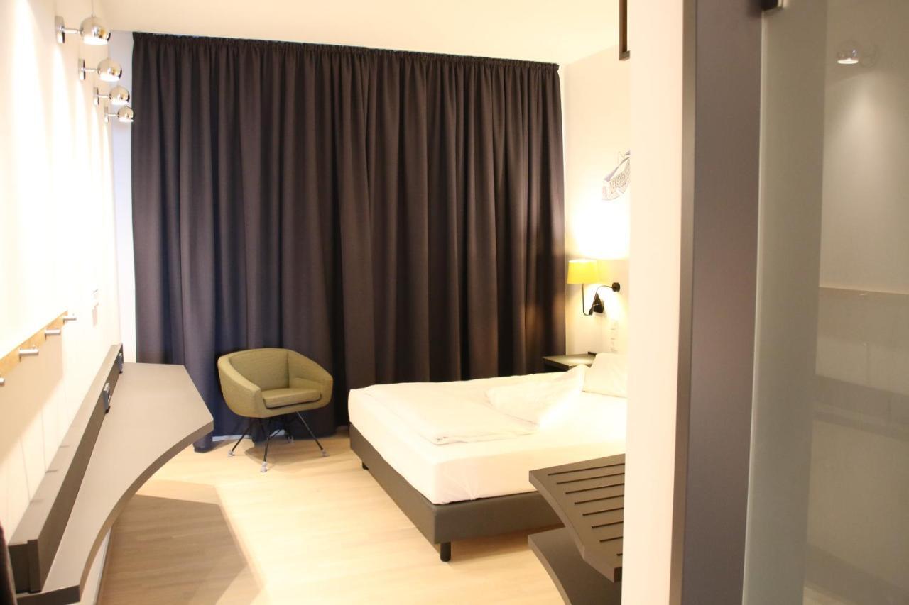 Hotel Im Leskanpark Köln Exteriör bild